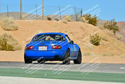 media/Dec-13-2025-Extreme Speed (Sat) [[d129ecb0b9]]/Beginner/Session 2 (Turn 4)/